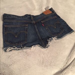 Levi cutoffs